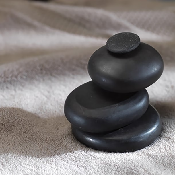 Massage Pierres Chaudes